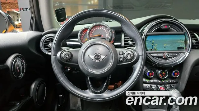 Mini Cooper 2015 — фото 13