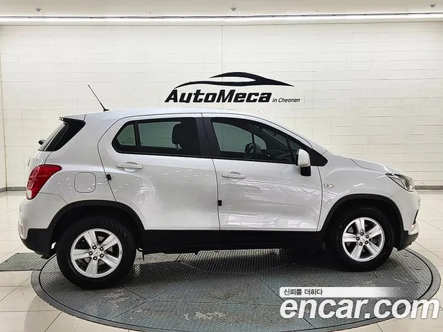 Chevrolet Korea Trax 2017 — фото 6