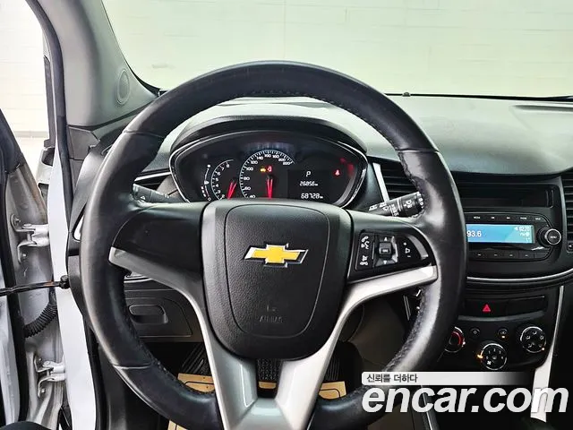 Chevrolet Korea Trax 2017 — фото 11