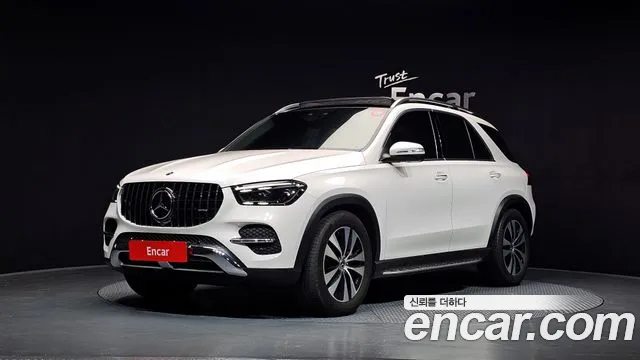 Mercedes-Benz GLE-Class 2024 — фото 1