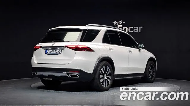 Mercedes-Benz GLE-Class 2024 — фото 2