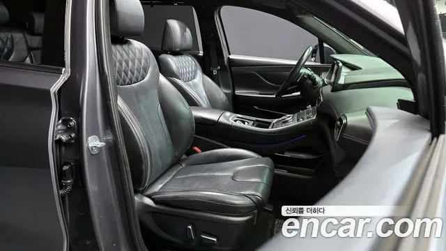 Hyundai Santafe 2021 — фото 9