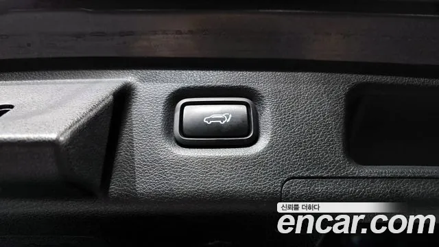 Hyundai Santafe 2021 — фото 19