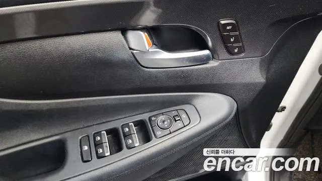 Hyundai Santafe 2021 — фото 18