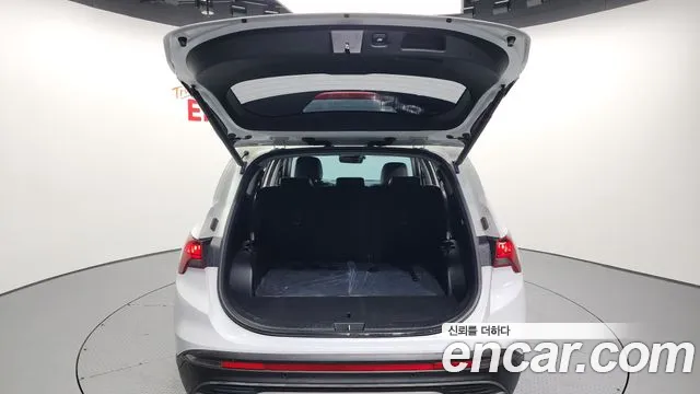 Hyundai Santafe 2021 — фото 20