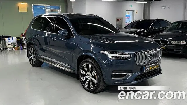Volvo XC90 2022 — фото 3