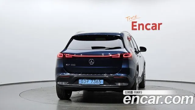 Mercedes-Benz EQA 2022 — фото 3