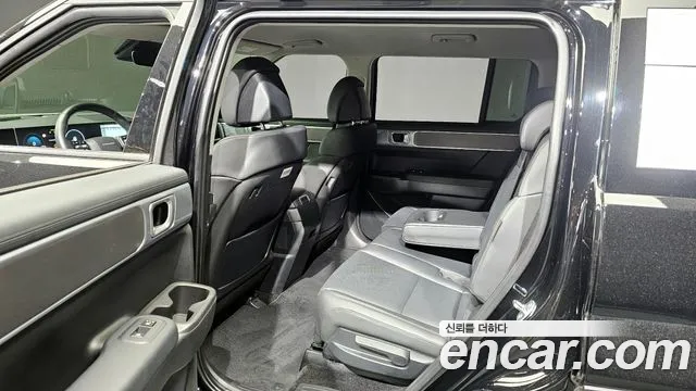 Hyundai Santafe 2025 — фото 11