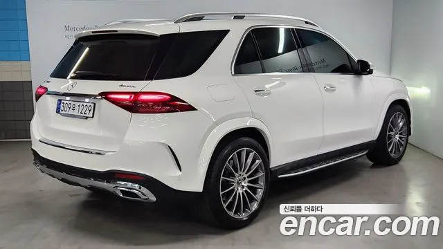 Mercedes-Benz GLE-Class 2024 — фото 2