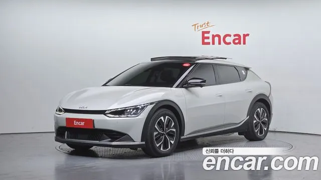 Kia EV6 2022 — фото 1