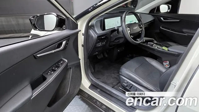 Kia EV6 2022 — фото 10