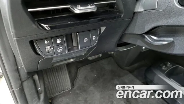 Kia EV6 2022 — фото 15