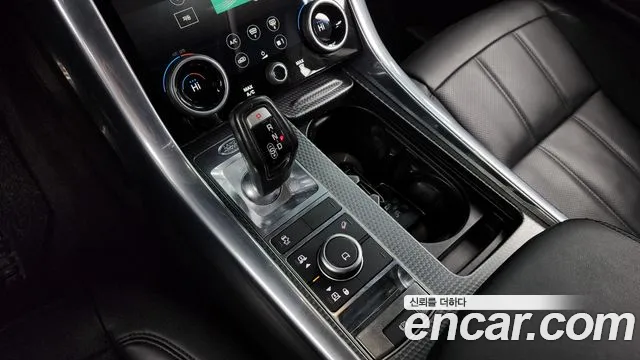 Land Rover Range Rover Sport 2018 — фото 9