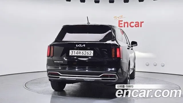 Kia Sorento 2023 — фото 4