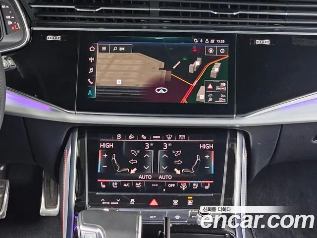 Audi Q8 2021 — фото 14