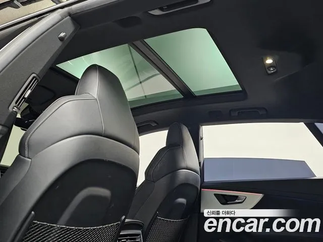 Audi Q8 2021 — фото 19