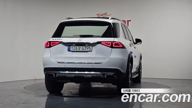 Mercedes-Benz GLE-Class 2022 — фото 4