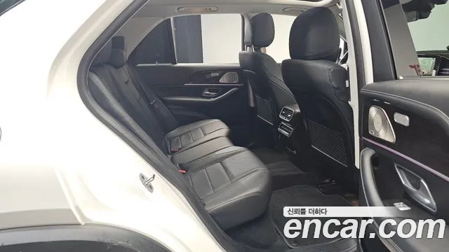 Mercedes-Benz GLE-Class 2022 — фото 12