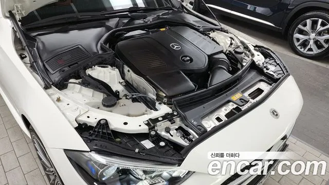 Mercedes-Benz C-Class 2022 — фото 6