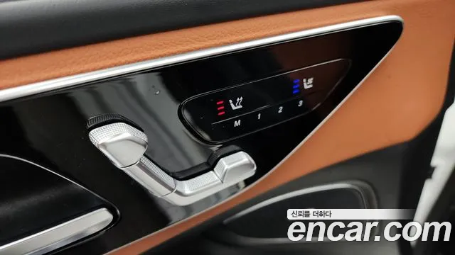 Mercedes-Benz C-Class 2022 — фото 9