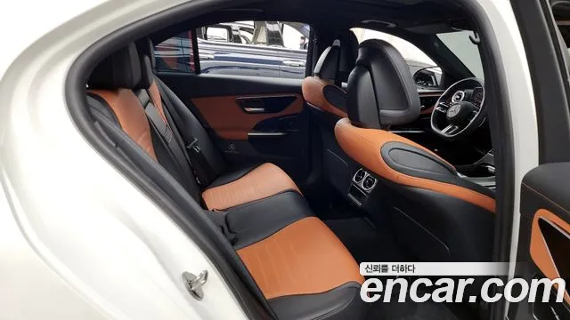 Mercedes-Benz C-Class 2022 — фото 13