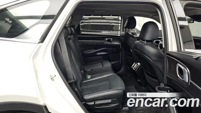 Kia Sorento 2021 — фото 12