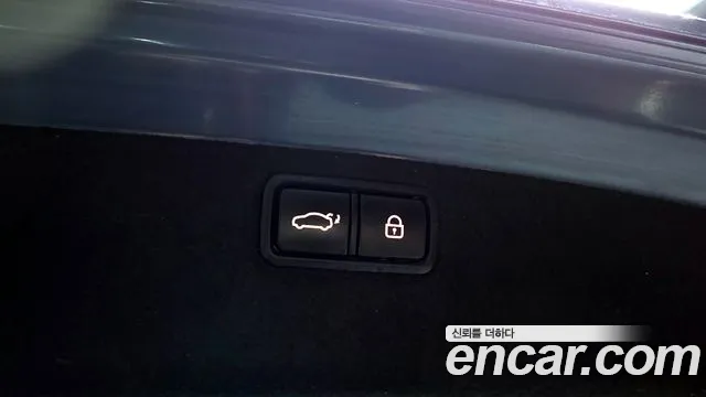 Hyundai Genesis 2016 — фото 20