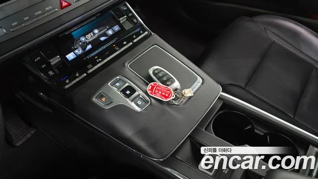 Hyundai Grandeur 2020 — фото 9