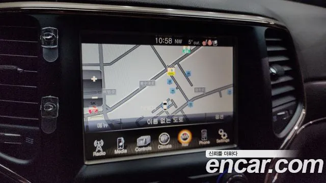 Jeep Cherokee 2015 — фото 15