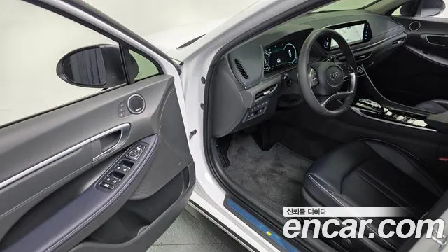 Hyundai Sonata 2021 — фото 12