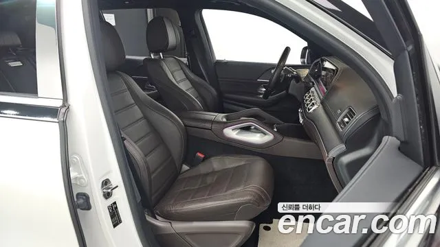Mercedes-Benz GLS-Class 2022 — фото 10