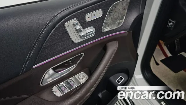 Mercedes-Benz GLS-Class 2022 — фото 20