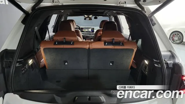 BMW X7 2023 — фото 19