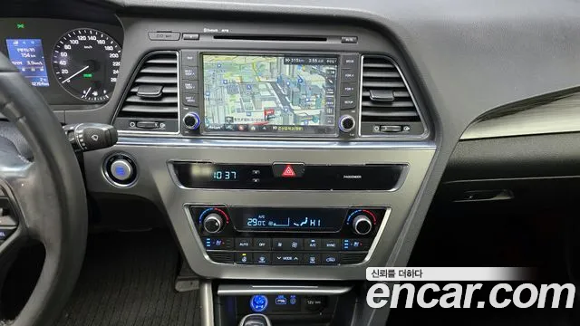 Hyundai Sonata 2015 — фото 14