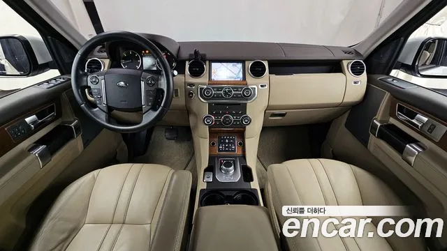 Land Rover Discovery 2016 — фото 7