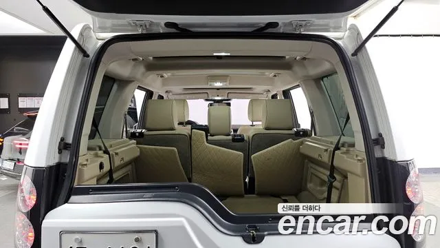 Land Rover Discovery 2016 — фото 20