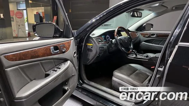Hyundai Equus 2015 — фото 11