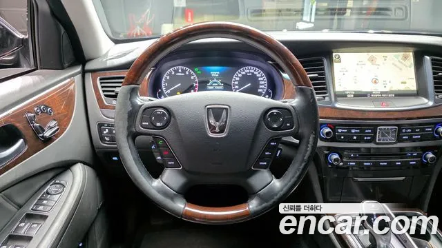 Hyundai Equus 2015 — фото 13