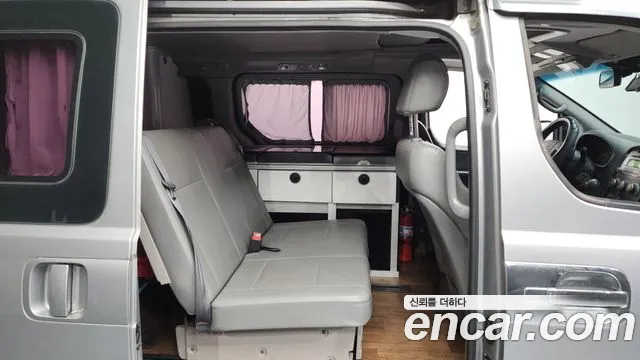 Hyundai Starex 2015 — фото 12