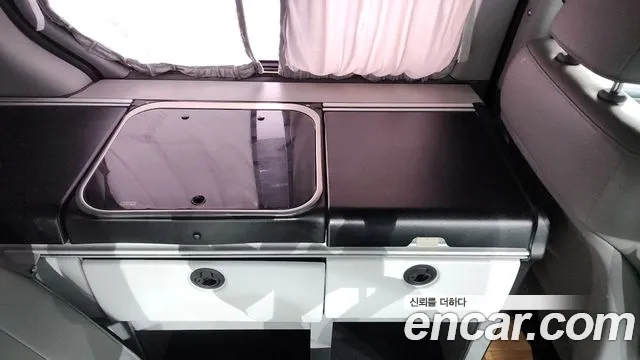 Hyundai Starex 2015 — фото 18