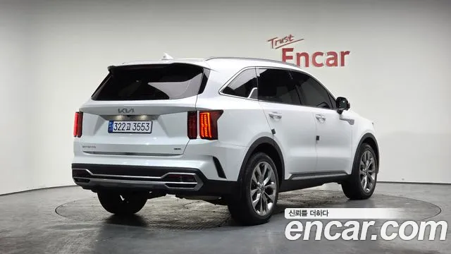 Kia Sorento 2023 — фото 1