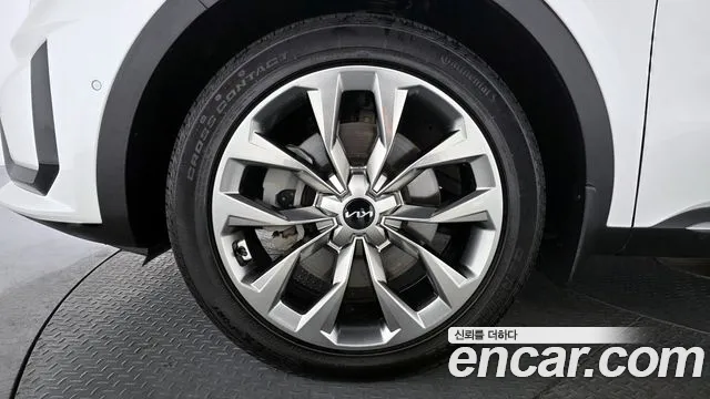 Kia Sorento 2023 — фото 4