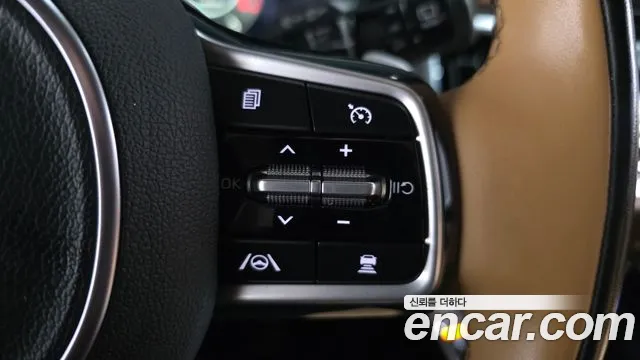 Kia Sorento 2023 — фото 16
