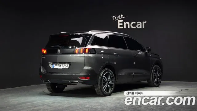 Peugeot 5008 2024 — фото 2