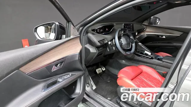 Peugeot 5008 2024 — фото 10