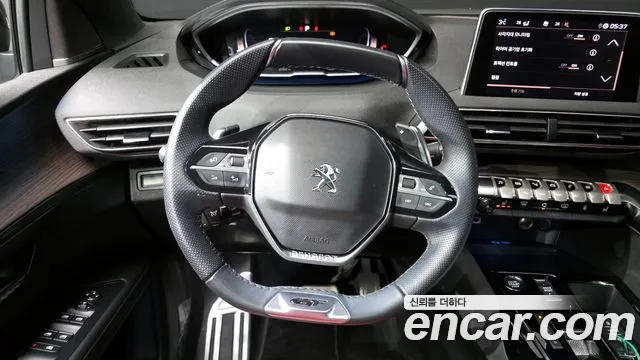 Peugeot 5008 2024 — фото 13