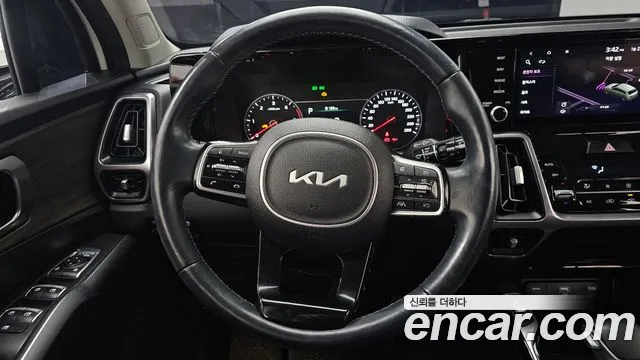 Kia Sorento 2022 — фото 13