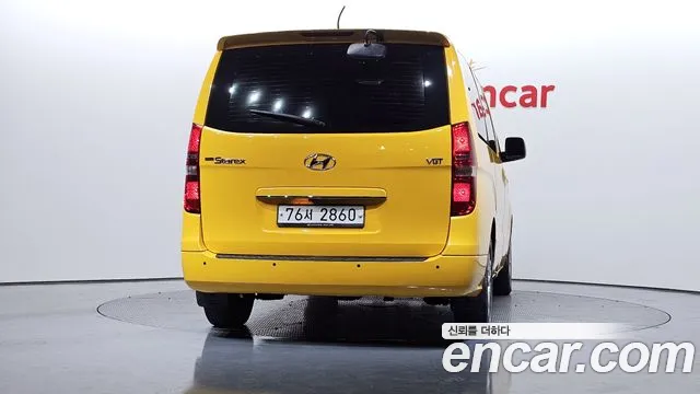Hyundai Starex 2019 — фото 4