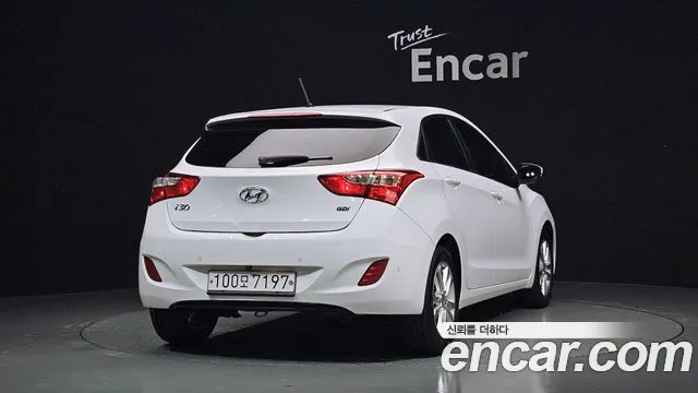 Hyundai i30 2015 — фото 2