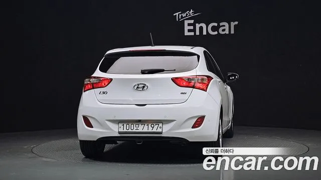 Hyundai i30 2015 — фото 4